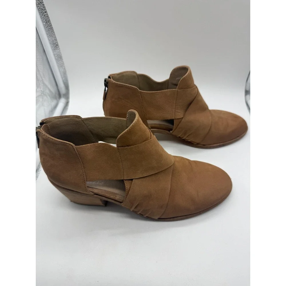 Eileen Fisher brand eileen